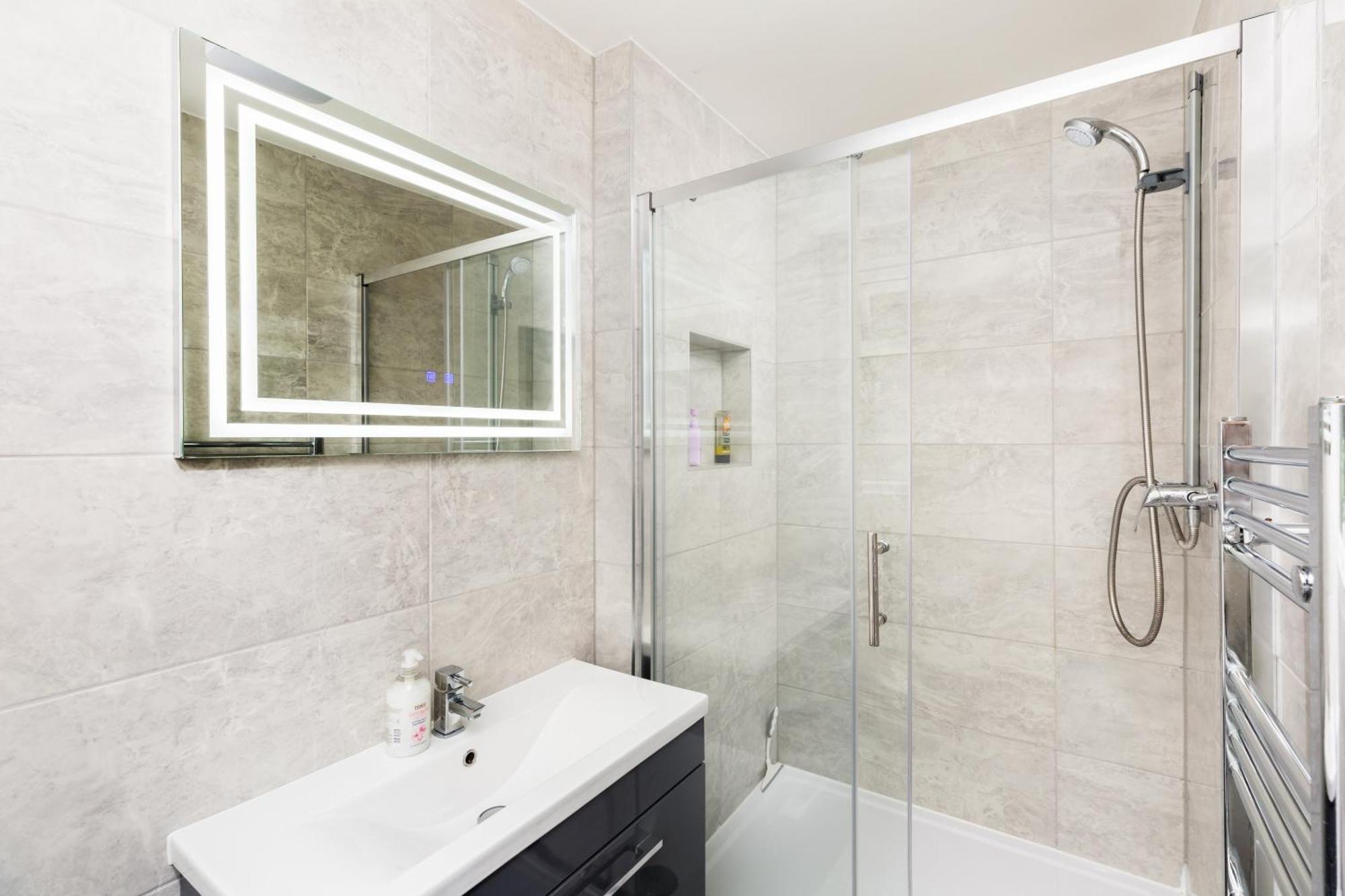 1-Bedroom Apartment In Leamington Spa With Free Parking Eksteriør bilde
